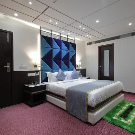 Hotel Pragati The Grand Ahmedabad Exterior photo