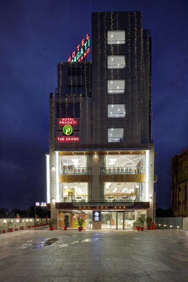 Hotel Pragati The Grand Ahmedabad Exterior photo