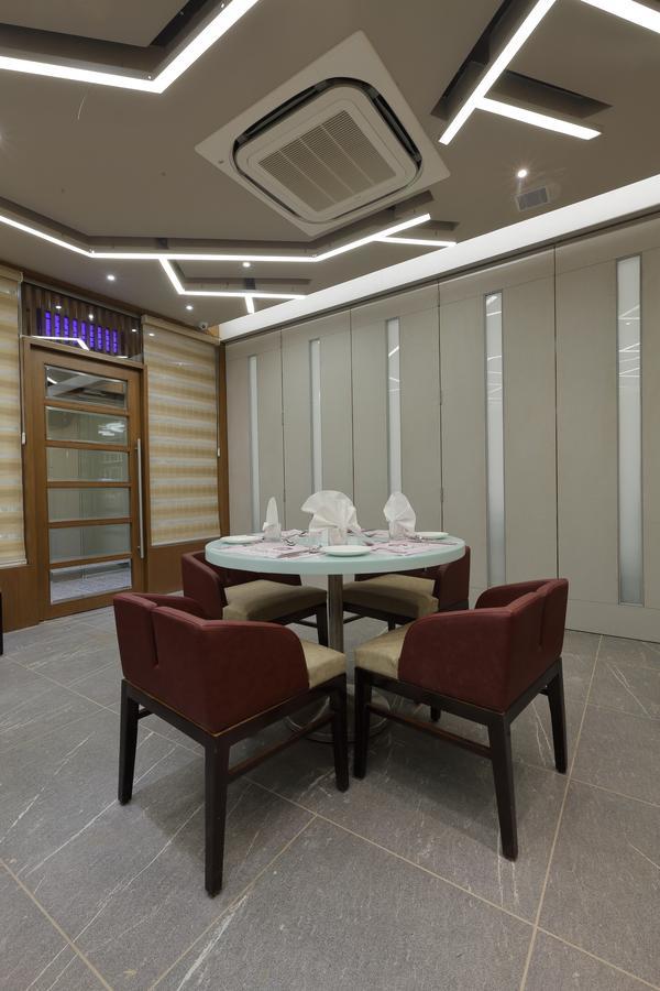 Hotel Pragati The Grand Ahmedabad Exterior photo
