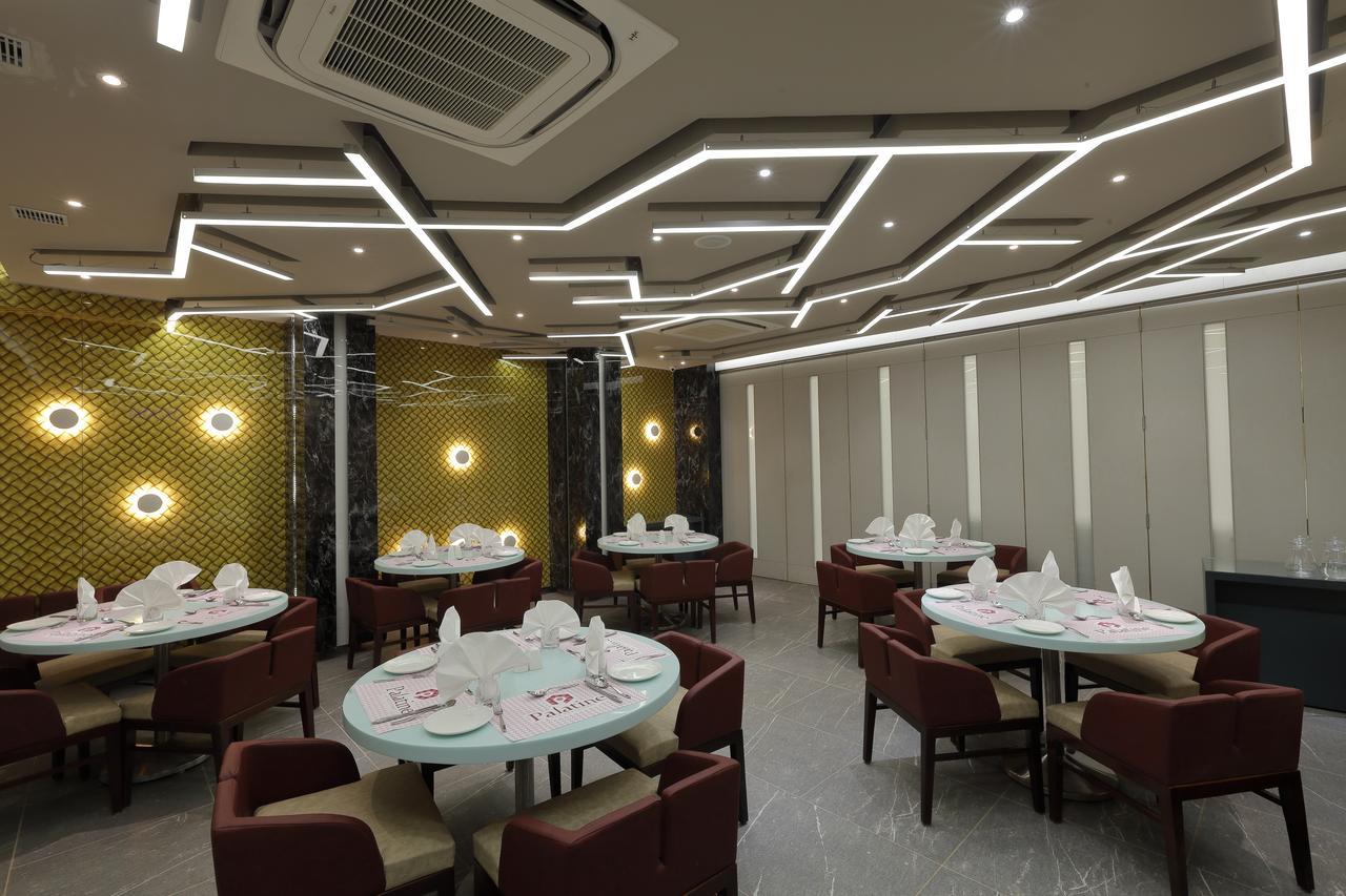 Hotel Pragati The Grand Ahmedabad Exterior photo