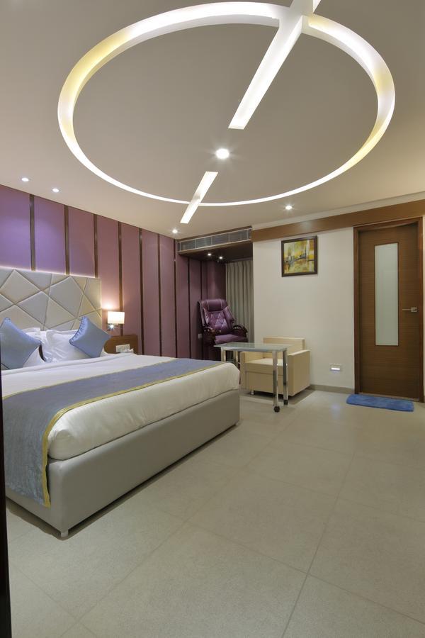 Hotel Pragati The Grand Ahmedabad Exterior photo